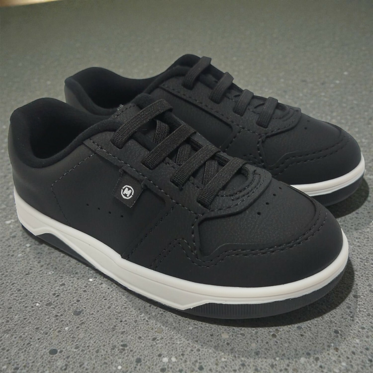 2623.121.13958.15745 21/26 Tênis Infantil Molekinho Preto - Caixa com 8 pares - Atacado 1