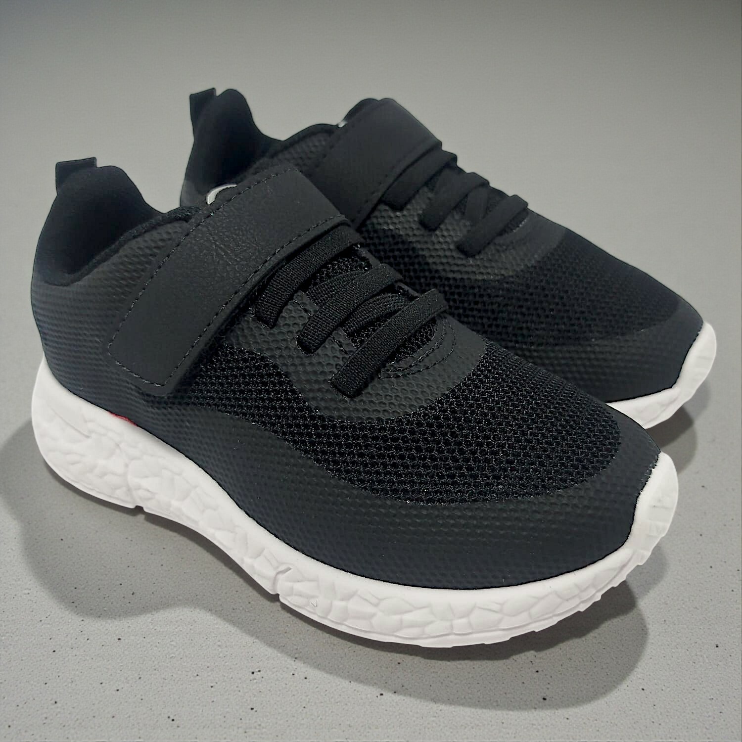 2831.240.29745.15745 27/36 Tênis Infantil Molekinho Preto - Caixa com 12 pares - Atacado 1