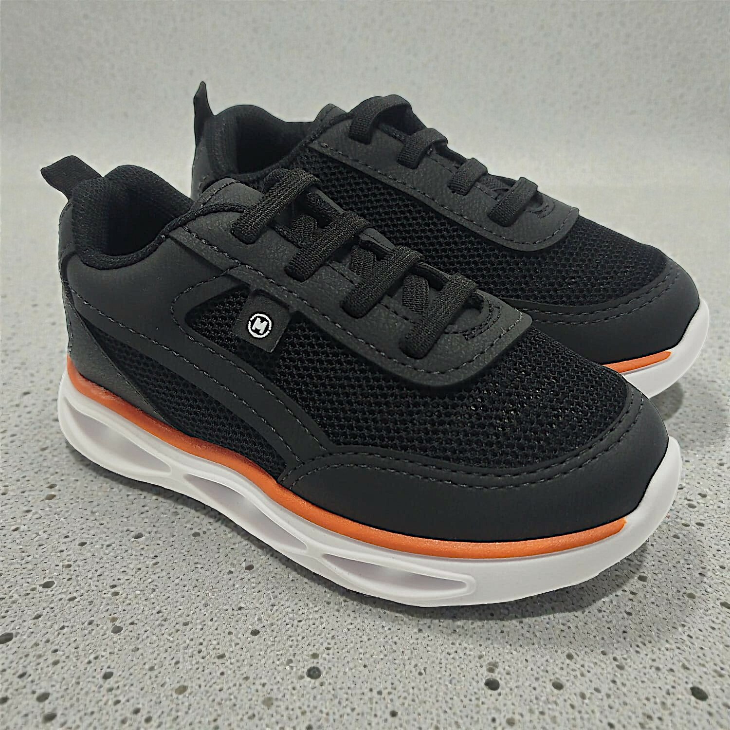 2620.120.29343.15745 21/26 Tênis Infantil Molekinho Preto com LED - Caixa com 8 pares - Atacado 1